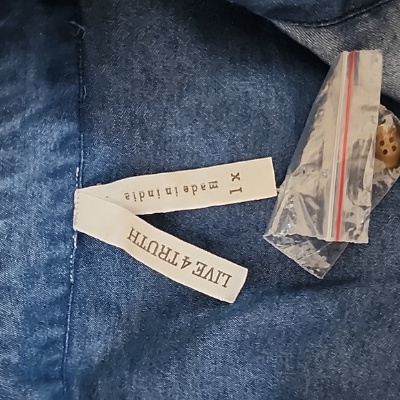 Live 4 truth jean top - Picture 5 of 6